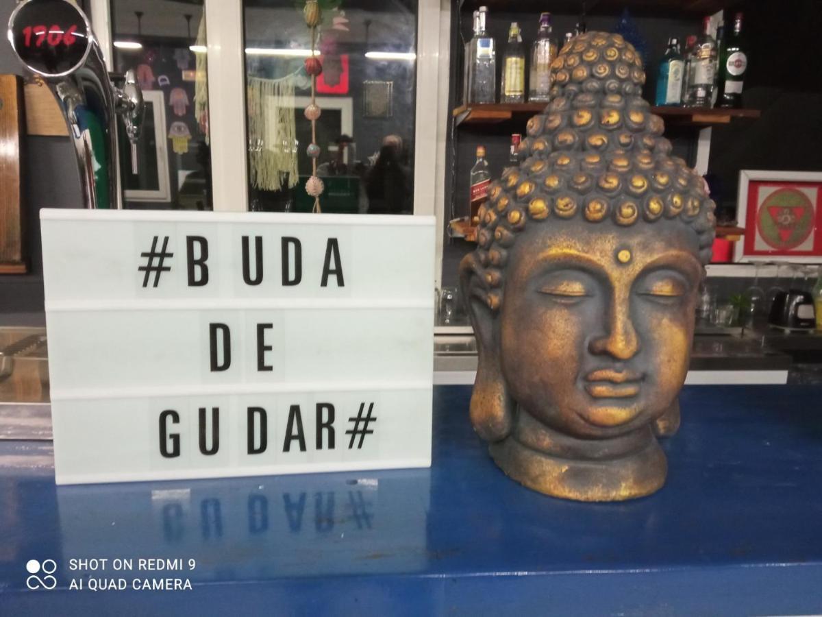 Buda De Gudar Manzanera Exteriör bild